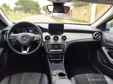 MERCEDES-BENZ GLA 200 1.6 16V 4P FLEX CGI NIGHT TURBO AUTOM�TICO, Foto 13