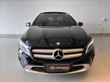 MERCEDES-BENZ GLA 200 1.6 16V 4P FLEX CGI VISION TURBO AUTOM�TICO, Foto 2