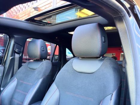 MERCEDES-BENZ GLA 200 , Foto 3