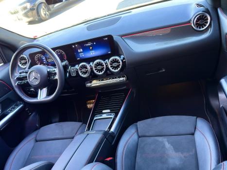 MERCEDES-BENZ GLA 200 , Foto 10