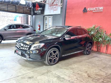 MERCEDES-BENZ GLA 250 , Foto 2