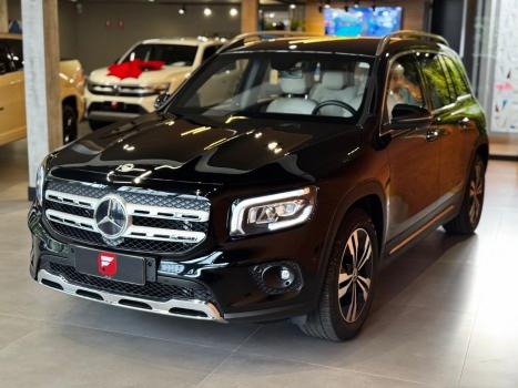 MERCEDES-BENZ GLB 200 , Foto 4