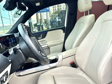 MERCEDES-BENZ GLB 200 1.3 16V 4P CGI PROGRESSIVE TURBO 7G-TRONIC DCT AUTOMTICO, Foto 2