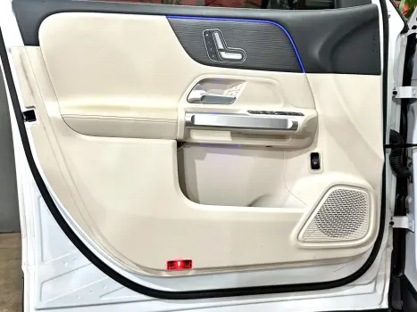 MERCEDES-BENZ GLB 200 1.3 16V 4P CGI PROGRESSIVE TURBO 7G-TRONIC DCT AUTOMTICO, Foto 19