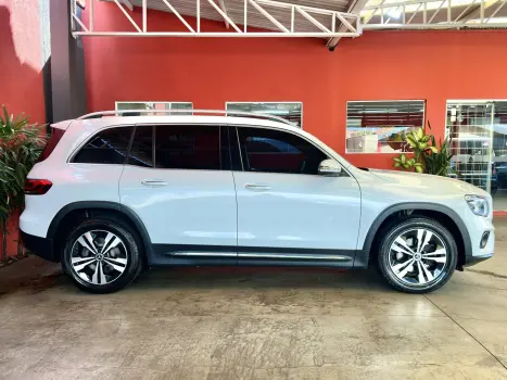 MERCEDES-BENZ GLB 200 , Foto 14