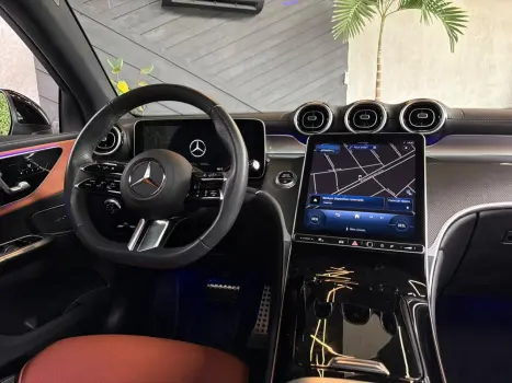 MERCEDES-BENZ GLC 300 2.0 16V 4P MHEV COUP� 4MATIC 9G-TONIC AUTOM�TICO, Foto 7