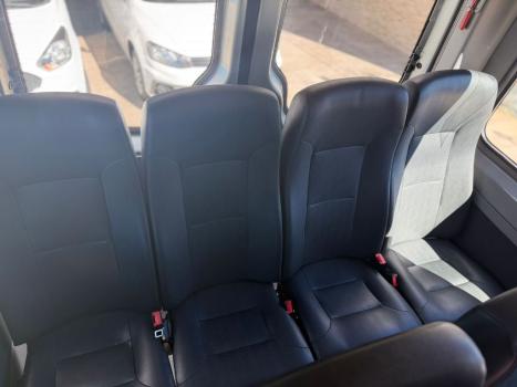 MERCEDES-BENZ Sprinter 2.2 3P 415 CDI VAN TETO ALTO LONGO 16 LUGARES, Foto 11