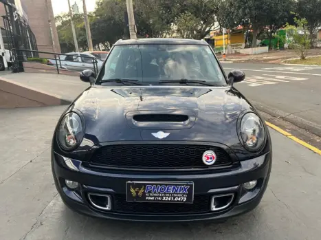 MINI Cooper 1.6 16V 3P CLUBMAN TURBO AUTOMÁTICO, Foto 2 MINI Cooper 1.6 16V 3P CLUBMAN TURBO AUTOMÁTICO, Foto 2