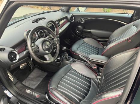 MINI Cooper 1.6 16V 3P CLUBMAN TURBO AUTOMÁTICO, Foto 8 MINI Cooper 1.6 16V 3P CLUBMAN TURBO AUTOMÁTICO, Foto 8