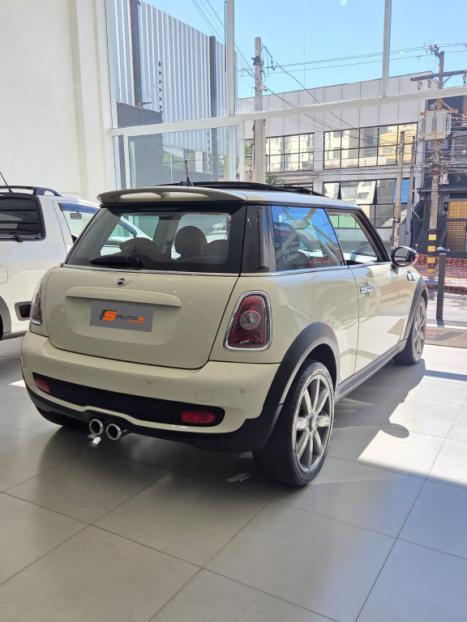 MINI Cooper 1.6 16V S TURBO AUTOM�TICO, Foto 4