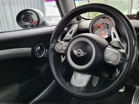 MINI Cooper 1.6 16V S TURBO AUTOM�TICO, Foto 14