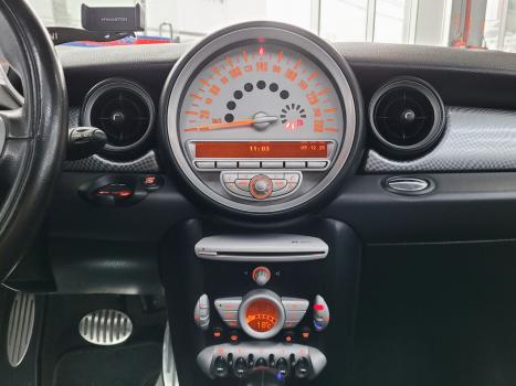 MINI Cooper 1.6 16V S TURBO AUTOM�TICO, Foto 15
