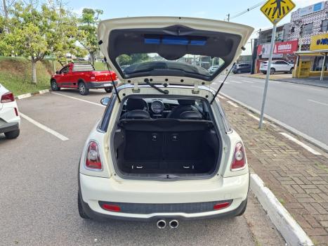 MINI Cooper 1.6 16V S TURBO AUTOMÁTICO, Foto 17