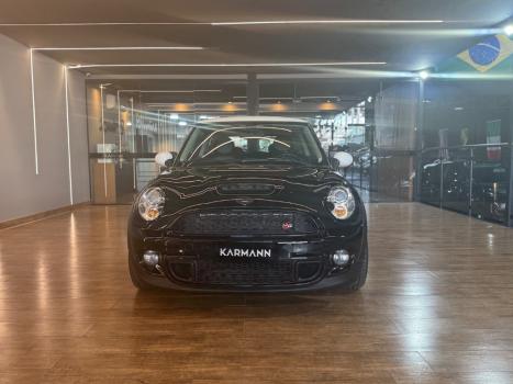 MINI Cooper 1.6 S 16V TURBO, Foto 2
