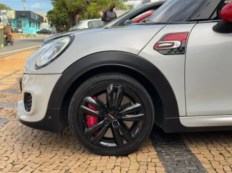 MINI Cooper 2.0 16V 4P TWINPOWER JOHN COOPER WORKS STEPTRONIC AUTOM�TICO, Foto 6