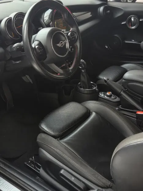 MINI Cooper 2.0 16V TWINPOWER S STEPTRONIC AUTOM�TICO, Foto 7