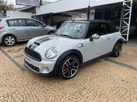 MINI Cooper Cabriolet 1.6 S 16V TURBO, Foto 2