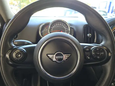 MINI Countryman 1.5 12V 4P COOPER TWINPOWER TURBO STEPTRONIC AUTOM�TICO, Foto 11