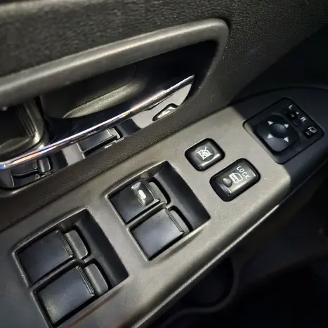 MITSUBISHI ASX 2.0 16V 4P, Foto 11