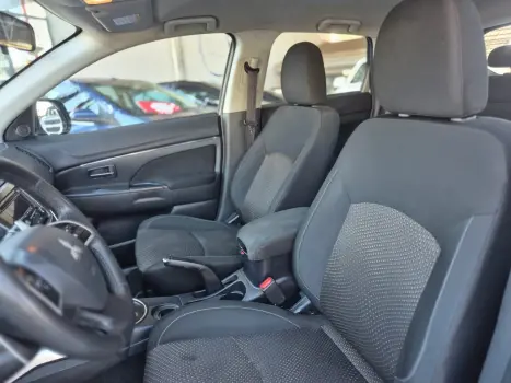 MITSUBISHI ASX 2.0 16V 4P, Foto 9