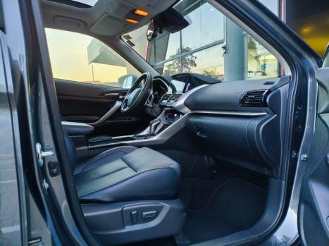 MITSUBISHI Eclipse Cross 1.5 16V 4P MIVEC HPE-S SPORT S-AWC TURBO AUTOM�TICO CVT, Foto 13