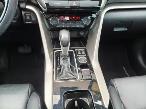 MITSUBISHI Eclipse Cross 1.5 16V 4P MIVEC HPE-S S-AWC TURBO AUTOM�TICO CVT, Foto 12