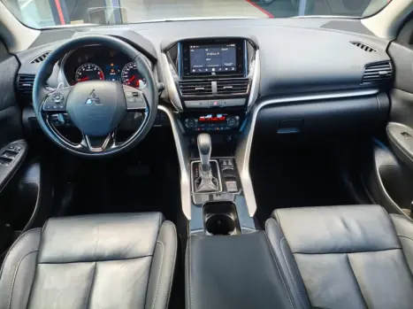 MITSUBISHI Eclipse Cross 1.5 16V 4P HPE MIVEC TURBO AUTOM�TICO CVT, Foto 13