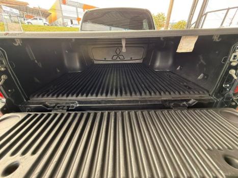 MITSUBISHI L 200 Triton 3.2 16V HPE 4X4 CABINE DUPLA TURBO DIESEL INTERCOOLER AUTOMTICO, Foto 7