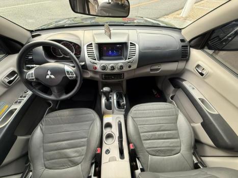 MITSUBISHI L 200 Triton 3.2 16V HPE 4X4 CABINE DUPLA TURBO DIESEL INTERCOOLER AUTOMTICO, Foto 11
