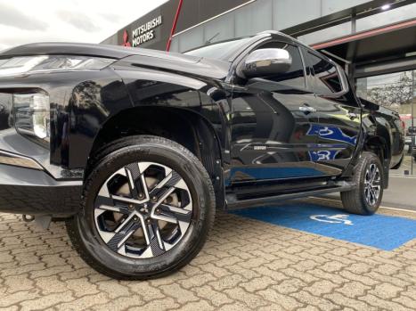 MITSUBISHI L 200 Triton 2.4 16V SPORT HPE-S 4X4 CABINE DUPLA TURBO DIESEL AUTOMTICO, Foto 2