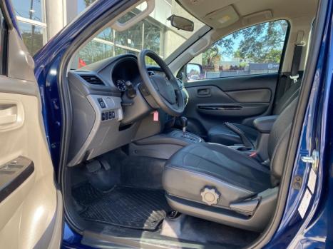 MITSUBISHI L 200 Triton 2.4 16V SPORT SAVANA 4X4 CABINE DUPLA TURBO DIESEL AUTOMTICO, Foto 7