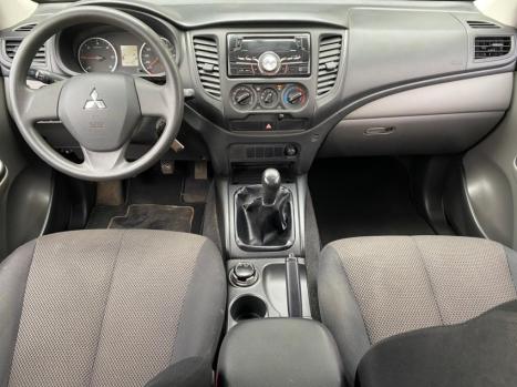 MITSUBISHI L 200 Triton 2.4 16V SPORT GLX 4X4 CABINE DUPLA TURBO DIESEL, Foto 14