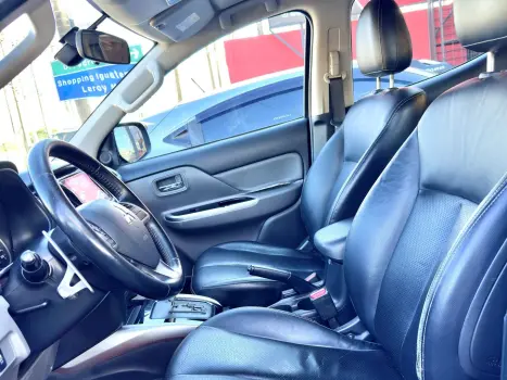 MITSUBISHI L 200 Triton 2.4 16V SPORT HPE MOTORSPORTS 4X4 CABINE DUPLA TURBO DIESEL AUTOM�TICO, Foto 2