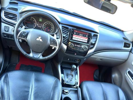 MITSUBISHI L 200 Triton 2.4 16V SPORT HPE MOTORSPORTS 4X4 CABINE DUPLA TURBO DIESEL AUTOM�TICO, Foto 7