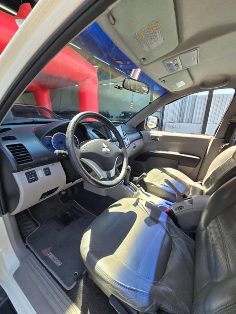 MITSUBISHI L 200 Triton 3.2 16V HPE 4X4 CABINE DUPLA TURBO DIESEL INTERCOOLER, Foto 9