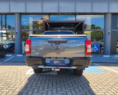 MITSUBISHI L 200 Triton 2.4 16V SPORT HPE-S 4X4 CABINE DUPLA TURBO DIESEL AUTOM�TICO, Foto 6