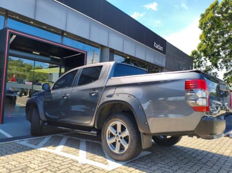 MITSUBISHI L 200 Triton 2.4 16V SPORT HPE-S 4X4 CABINE DUPLA TURBO DIESEL AUTOM�TICO, Foto 7