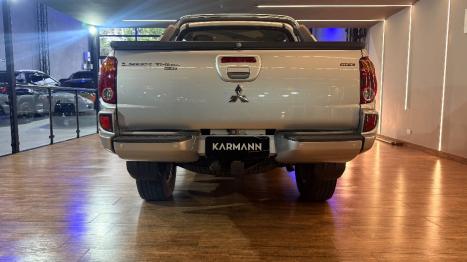 MITSUBISHI L 200 Triton 3.5 V6 HPE 4X4 FLEX CABINE DUPLA AUTOM�TICO, Foto 13
