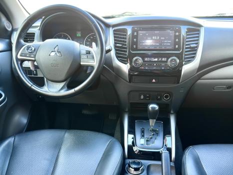 MITSUBISHI L 200 Triton 2.4 16V SPORT HPE MOTORSPORTS 4X4 CABINE DUPLA TURBO DIESEL AUTOM�TICO, Foto 10