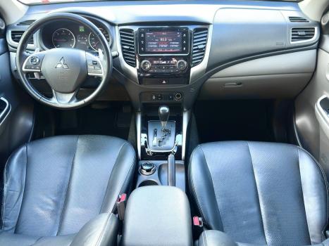 MITSUBISHI L 200 Triton 2.4 16V SPORT HPE MOTORSPORTS 4X4 CABINE DUPLA TURBO DIESEL AUTOM�TICO, Foto 15