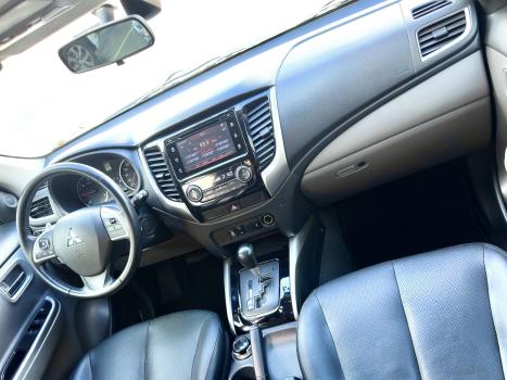 MITSUBISHI L 200 Triton 2.4 16V SPORT HPE MOTORSPORTS 4X4 CABINE DUPLA TURBO DIESEL AUTOM�TICO, Foto 16