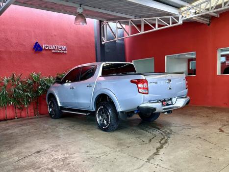 MITSUBISHI L 200 Triton 2.4 16V SPORT HPE MOTORSPORTS 4X4 CABINE DUPLA TURBO DIESEL AUTOM�TICO, Foto 20