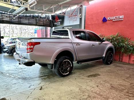 MITSUBISHI L 200 Triton 2.4 16V SPORT HPE MOTORSPORTS 4X4 CABINE DUPLA TURBO DIESEL AUTOM�TICO, Foto 22