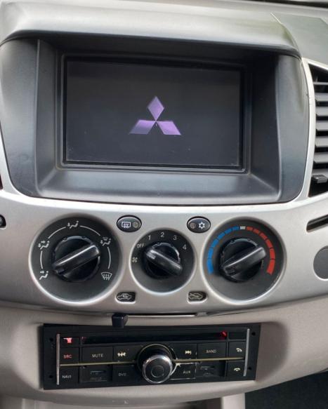 MITSUBISHI L 200 Triton 2.4 16V FLEX HLS CABINE DUPLA, Foto 10