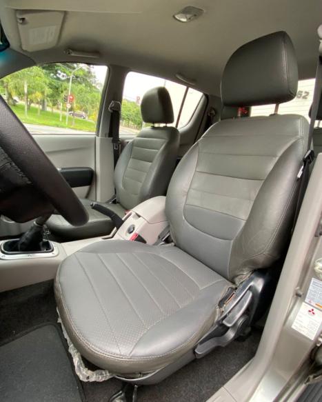 MITSUBISHI L 200 Triton 2.4 16V FLEX HLS CABINE DUPLA, Foto 12