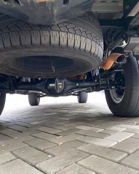 MITSUBISHI L 200 Triton 2.4 16V FLEX HLS CABINE DUPLA, Foto 15