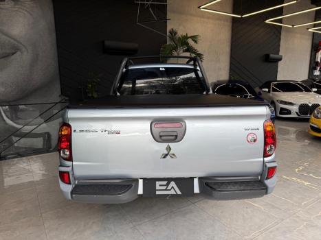 MITSUBISHI L 200 Triton 2.4 16V SPORT GLS CABINE DUPLA TURBO DIESEL, Foto 8