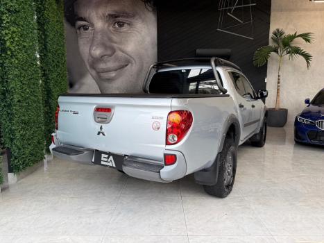 MITSUBISHI L 200 Triton 2.4 16V SPORT GLS CABINE DUPLA TURBO DIESEL, Foto 10