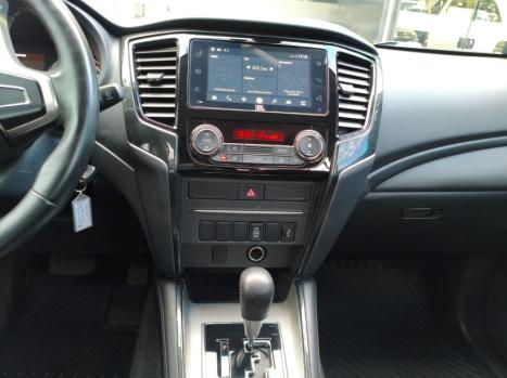 MITSUBISHI L 200 Triton 2.4 16V SPORT GLS CABINE DUPLA TURBO DIESEL AUTOM�TICO, Foto 6