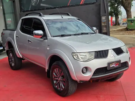 MITSUBISHI L 200 Triton 3.5 V6 HPE 4X4 FLEX CABINE DUPLA AUTOM�TICO, Foto 3